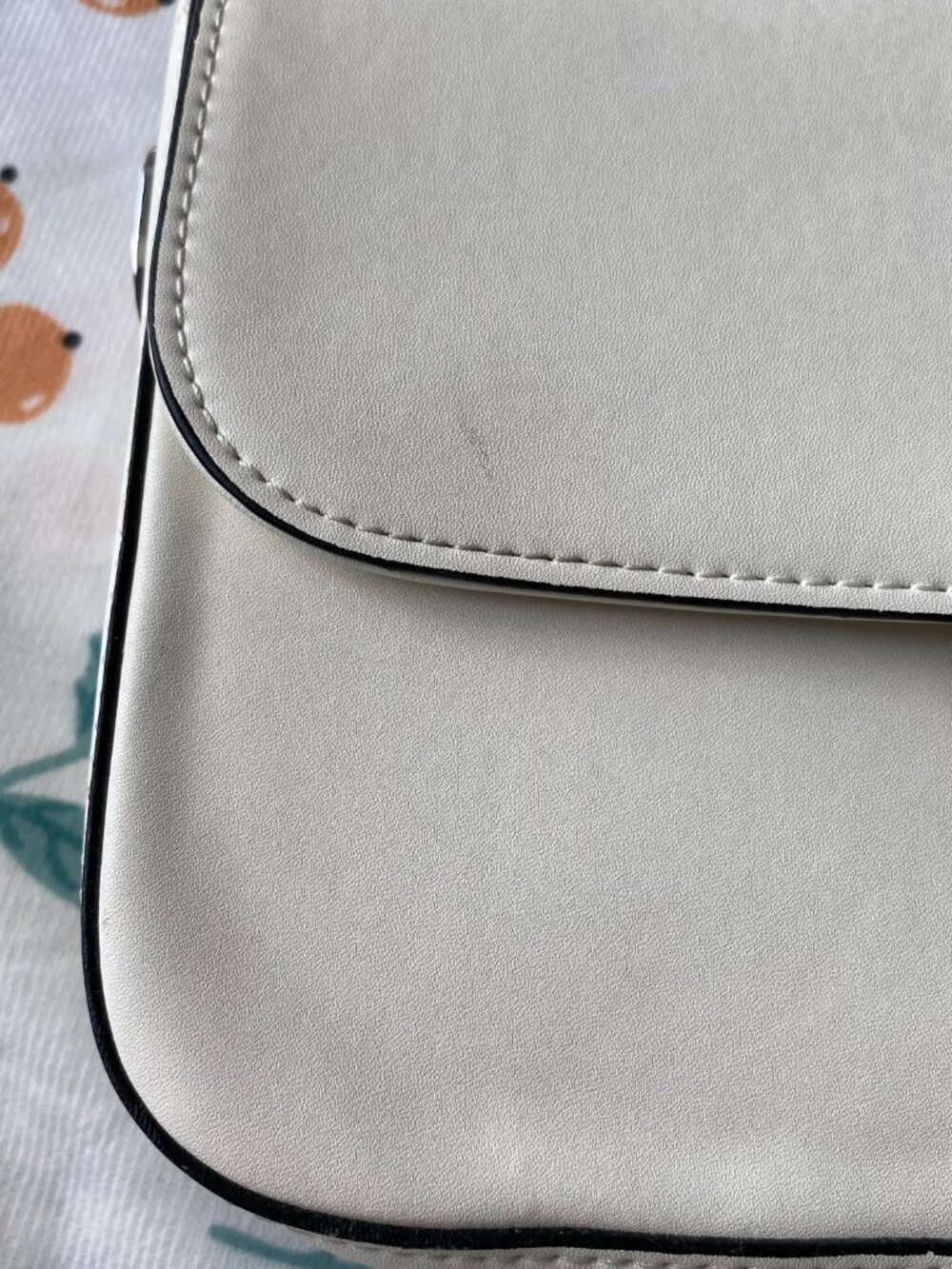 Gucci Petite Gg Small Handbag - Picture 7 of 14